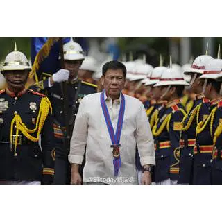 菲律宾总统图特尔特参观开山发电项目